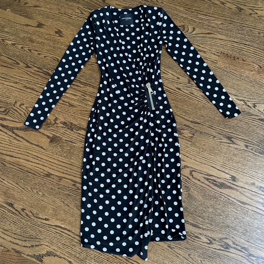 Le Superbe Polkadot dress